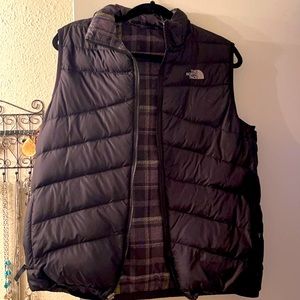 Boys XL 18/20. Like new.  Reversible plaid on the inside